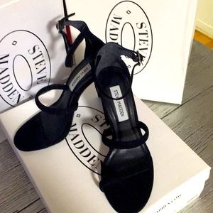 Steve Madden heel sandals black size 6